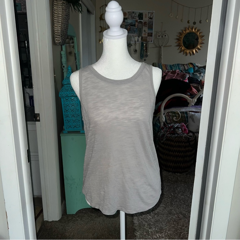 Athleta Tank Top 🤍